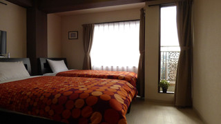 ツインルーム シングルベッド 2 台 禁煙