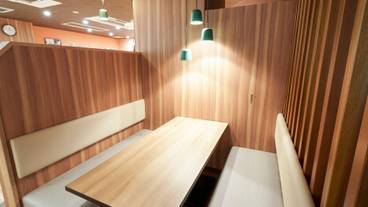 施設内の設備 / 11