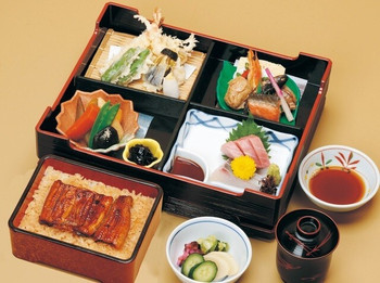 「鰻割烹 伊豆栄 梅川亭」料理 1160803 