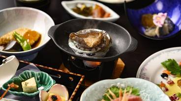 食事・飲み物 / 4