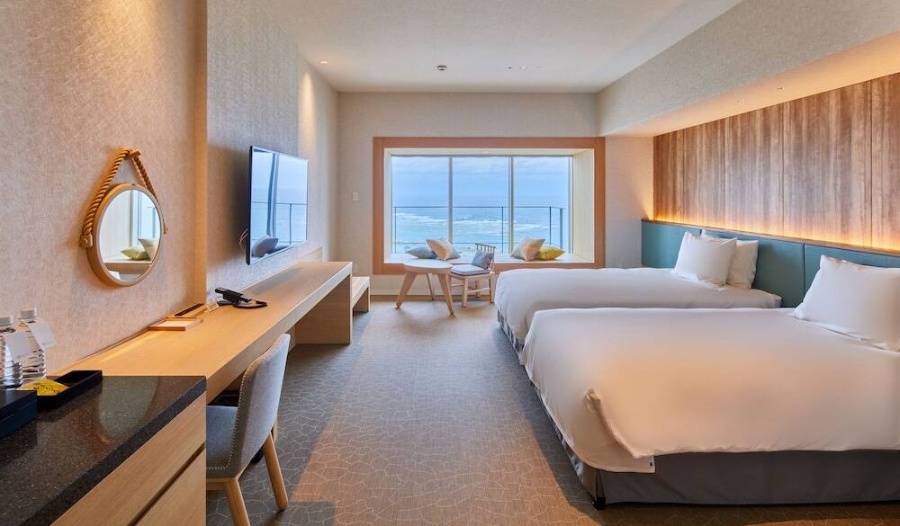 コーナーデラックス / 3