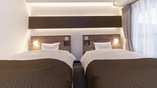 デラックス ツイン (リニューアルルーム)  ベッド２台 禁煙