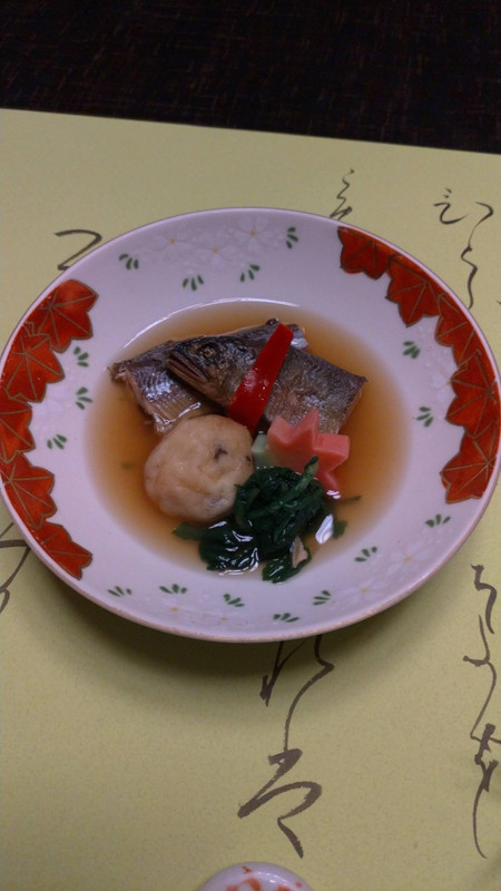 鮎の煮浸し。ツユが辛すぎてひどい味