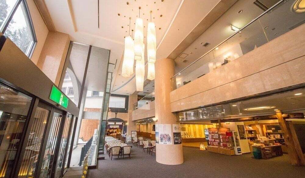 ロビー 売店 / 3