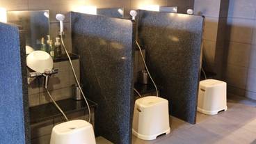 屋内スパ浴槽 / 1