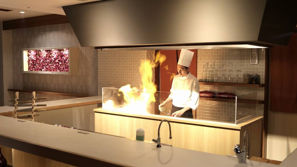 お食事処「結」で
伊豆の創作懐石ディナー / 4