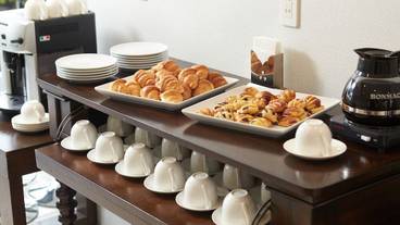 朝食スペース / 11