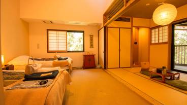 room / 5