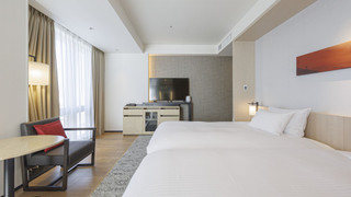 デラックスハリウッドツイン 禁煙 (3名利用) 38平米