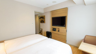 ツインルーム 禁煙 (18平米): 1フロア1室のみ