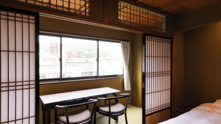 [8畳ツインベッド] バス付＿2名定員 禁煙