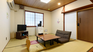 トラディショナル 4 人部屋 禁煙 (Japanese, Shared Washroom)