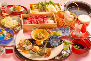 夕食の器に”月"が♡