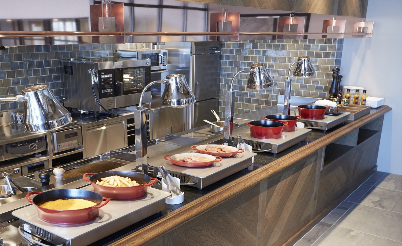 対岸には羽田空港。大浴場やレストランも備えたリバーサイドホテル3931180