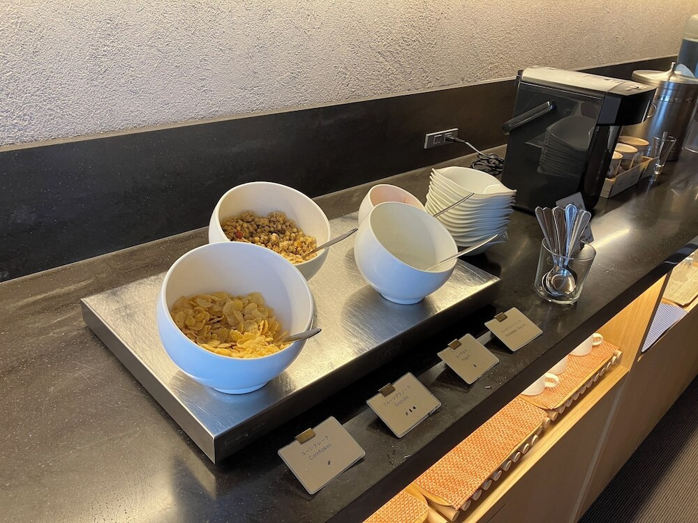 ラウンジ