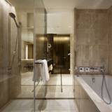 こだわりたっぷりの
バスタイムに大満足 / 1