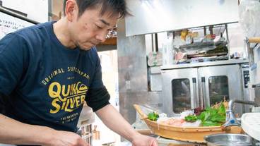 食事・飲み物 / 4