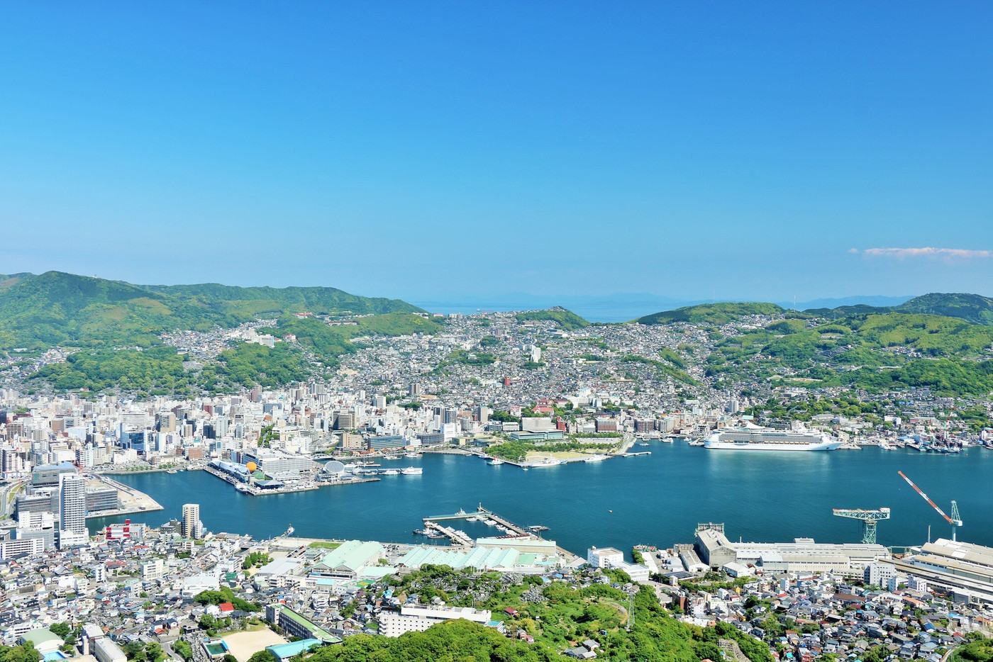 長崎県　青空の長崎風景