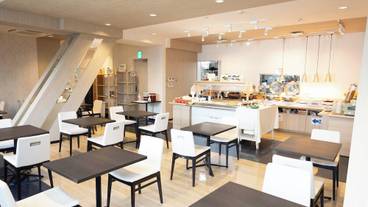 朝食スペース / 3