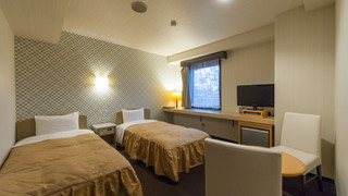 ツインルーム、2シングルベッド(喫煙)