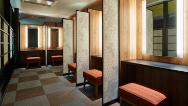 女性大浴場 パウダーコーナー / 7