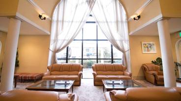 ロビー応接スペース / 3