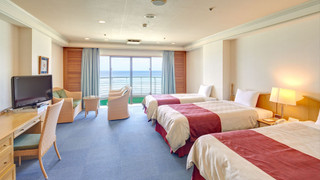 ＜ホテル棟＞海の見えるお部屋【45平米】