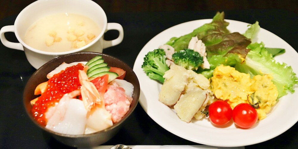 朝食ビュッフェ