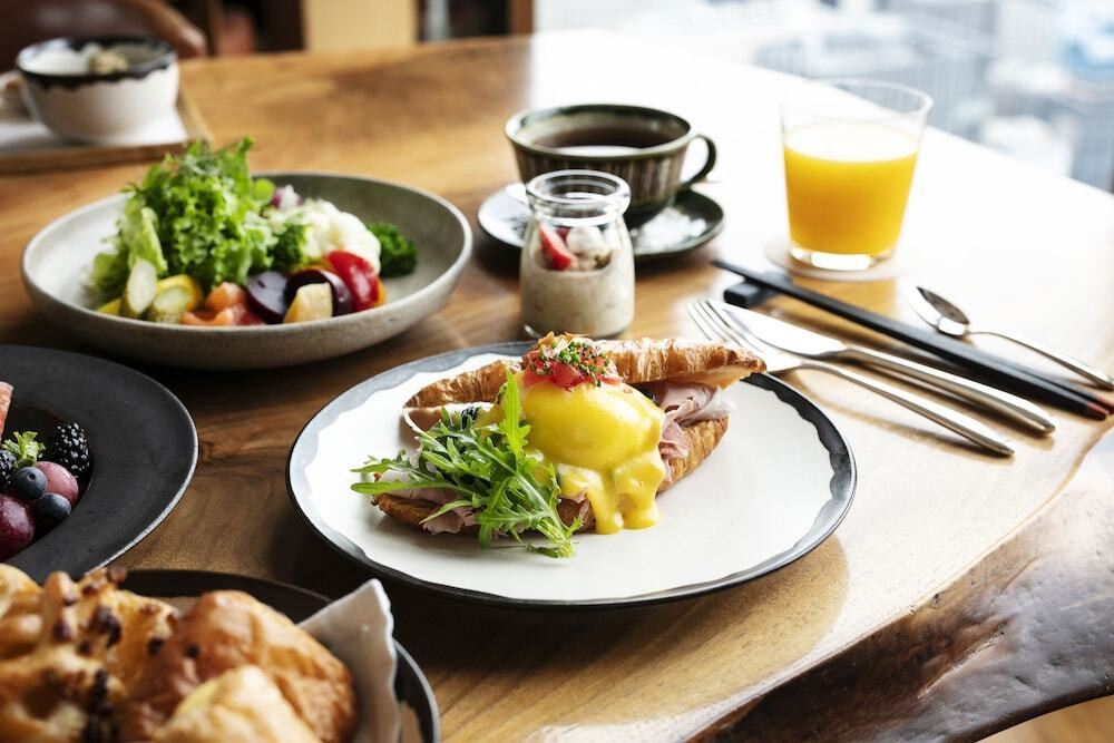 高層階でいただく朝食に気分も晴れやか♪4045679