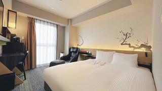 スーペリア ダブルルーム クイーンベッド 1 台