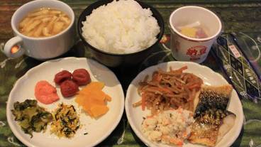 食事・飲み物 / 2