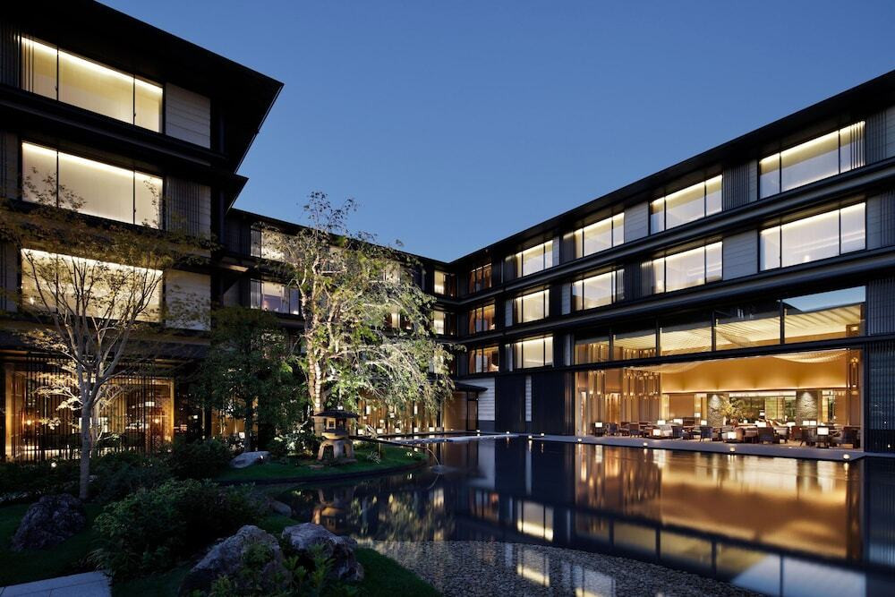 五感から癒す恍惚のスパタイム4008632