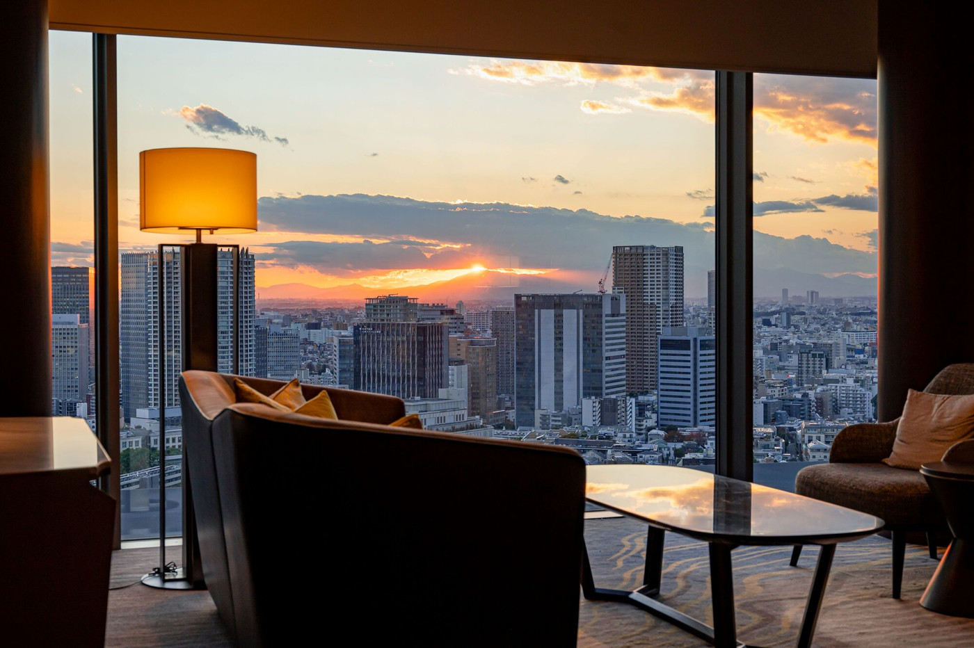 高層階からの眺めやグルメを満喫。シティホテルで気分転換3466351