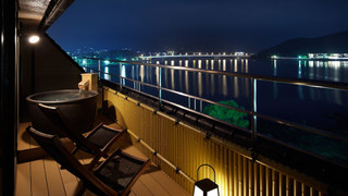 露天風呂付き湖側 和洋特別室12.5畳