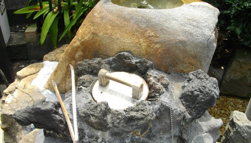 「小沢の湯」で
温泉卵作りに挑戦！ / 2