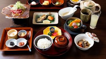 朝食 / 35