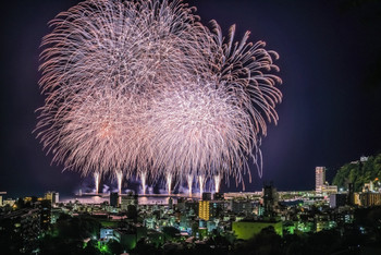 Atami Million Dollar Night View and Sea Fireworks