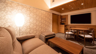 [禁煙] ロイヤルスイート (51平米)