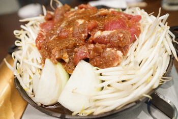 「まるちよジンギスカン」料理 973522 焼くべし焼くべし！