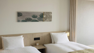 デラックスファミリー　和洋室