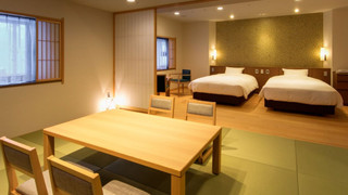 [禁煙] 本館デラックス 和洋室 川側