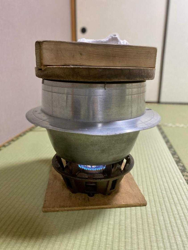 夕食 五右衛門蒸しの釜
