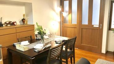 客室内のダイニングエリア / 23