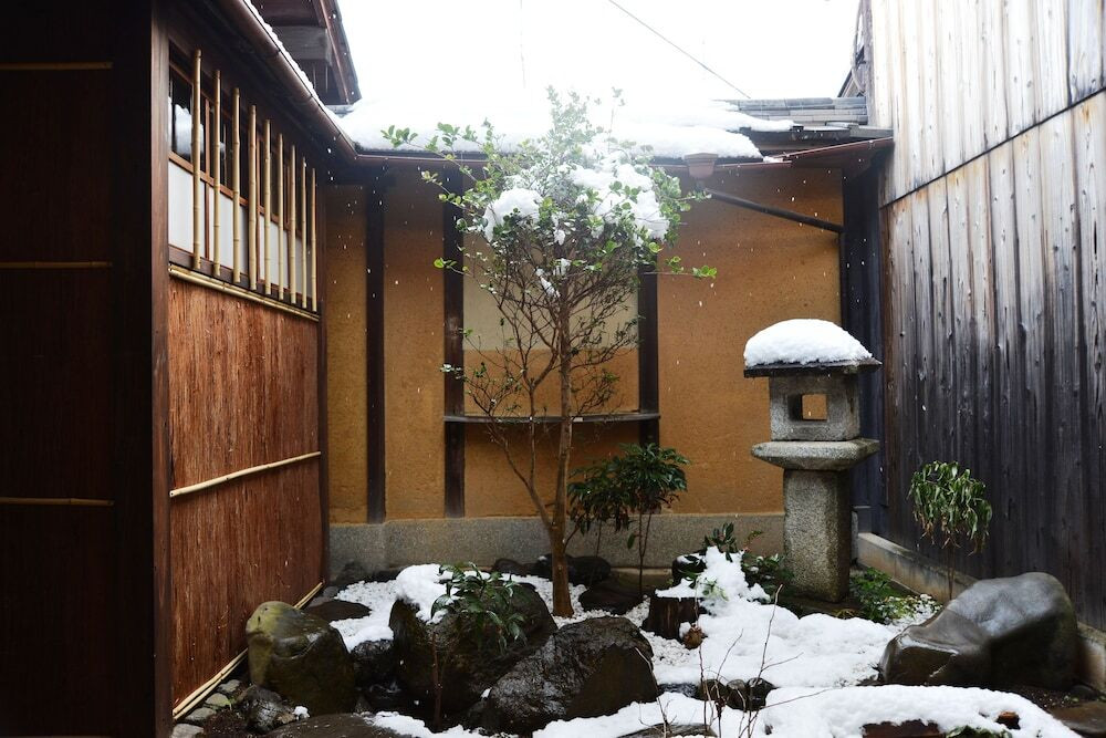 一人旅におすすめ！和室の専用庭付ツインルーム「尋」3718683