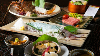 和室10畳 デラックスランクのお食事 禁煙 [チェックイン16:00~]