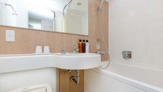 スタンダード ダブルルーム クイーンベッド 1 台 禁煙