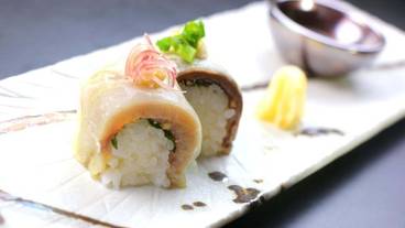 食事・飲み物 / 3