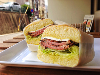 「3」料理 442688 鴨パストラミとクリームチーズ¥600