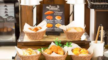 食事・飲み物 / 13