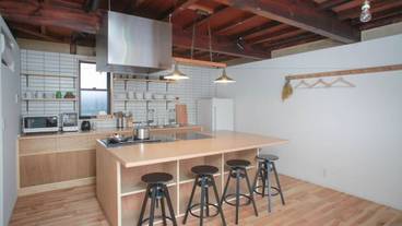 客室内のダイニングエリア / 4